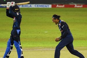 टी20 वर्ल्ड कप के बीच भारतीय क्रिकेटर का तलाक, जानें कौन थी उनकी पत्नी ? SportsTak Hindi