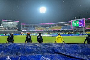 PAK vs NZ : पाकिस्तान और न्यूजीलैंड के बीच अगर रद्द हुआ तो मुकाबला तो किसे होगा तगड़ा नुकसान, जानें सब कुछ SportsTak Hindi