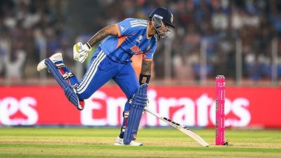 सूर्यकुमार यादव की ‘खतरनाक रणनीति’ पर सवाल, साउथ अफ्रीका के खिलाफ सावधान रहने की मिली सलाह SportsTak Hindi