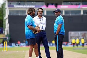 श्रीलंका–इंग्लैंड के मैच पर भी बारिश का साया, अगर रद्द हुआ मुकाबला तो जानें क्या होगा और किसे लगेगा फटका? SportsTak Hindi