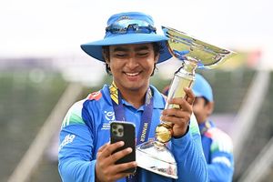 वैभव सूर्यवंशी को मिले इतने लाख रुपये, U-19 वर्ल्ड कप चैंपियन बनने के बाद बिहार सरकार ने की पैसों की बारिश SportsTak Hindi