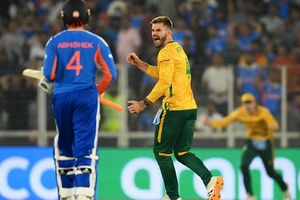 T20 World Cup 2026: 'अहंकार छोड़ो', साउथ अफ्रीकी कप्तान ने जीत के बाद भारत के जख्मों पर छिड़का नमक SportsTak Hindi