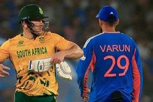 IND vs SA: साउथ अफ्रीका के सामने कैसे फुस्स हो गया टीम इंडिया का बम? ग्रुप स्टेज के हर मैच में किया था धमाका SportsTak Hindi