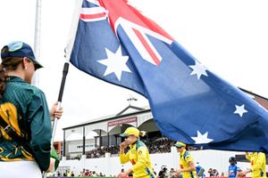 IND vs AUS: ऑस्ट्रेलिया को जोर का झटका, दो धाकड़ खिलाड़ी वनडे सीरीज से बाहर, टेस्ट खेलने पर भी सवाल SportsTak Hindi