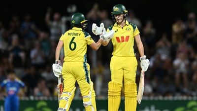 IND W vs AUS W: ऑस्ट्रेलिया ने टीम इंडिया के वर्ल्ड चैंपियन होने की हेकड़ी निकाली, 70 गेंद पहले हासिल किया 214 का लक्ष्य, 6 विकेट से जीता मैच SportsTak Hindi