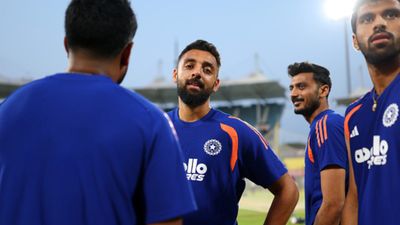 IND vs ZIM: भारत ने ऑफ स्पिन के जाल की काट के लिए बुलाए 5 खास खिलाड़ी, इन स्टार्स को कराई तैयारी SportsTak Hindi