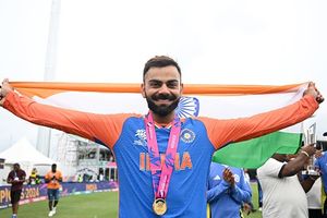 पाकिस्तानी बल्लेबाज की वजह से कोहली का 12 साल पुराना वर्ल्ड रिकॉर्ड खतरे में पड़ा, क्या छिन जाएगी बादशाहत SportsTak Hindi