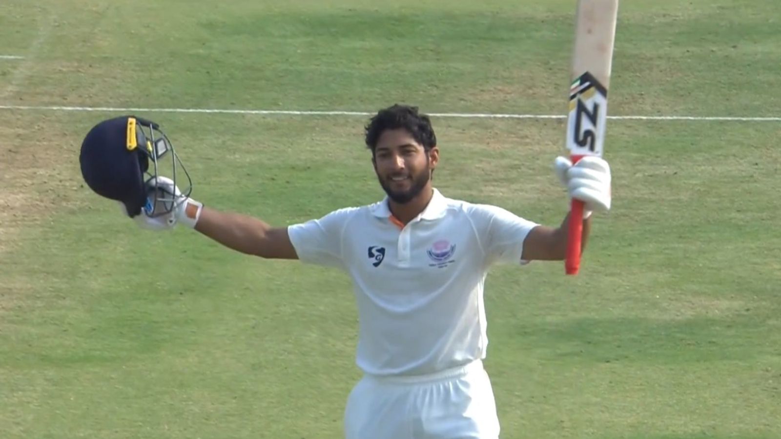 Ranji Final : शुभम के शतक से रणजी चैंपियन बनने की तरफ जम्मू एंड कश्मीर, 527 रनों से कर्नाटक पर कसा शिकंजा शतक जड़ने के बाद शुभम पुंडीर