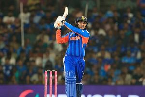 IND vs ZIM : 256 रन बनाकर टीम इंडिया ने जिम्बाब्वे को 72 रनों से बुरी तरह रौंदा, सेमीफाइनल से एक कदम दूर भारत SportsTak Hindi