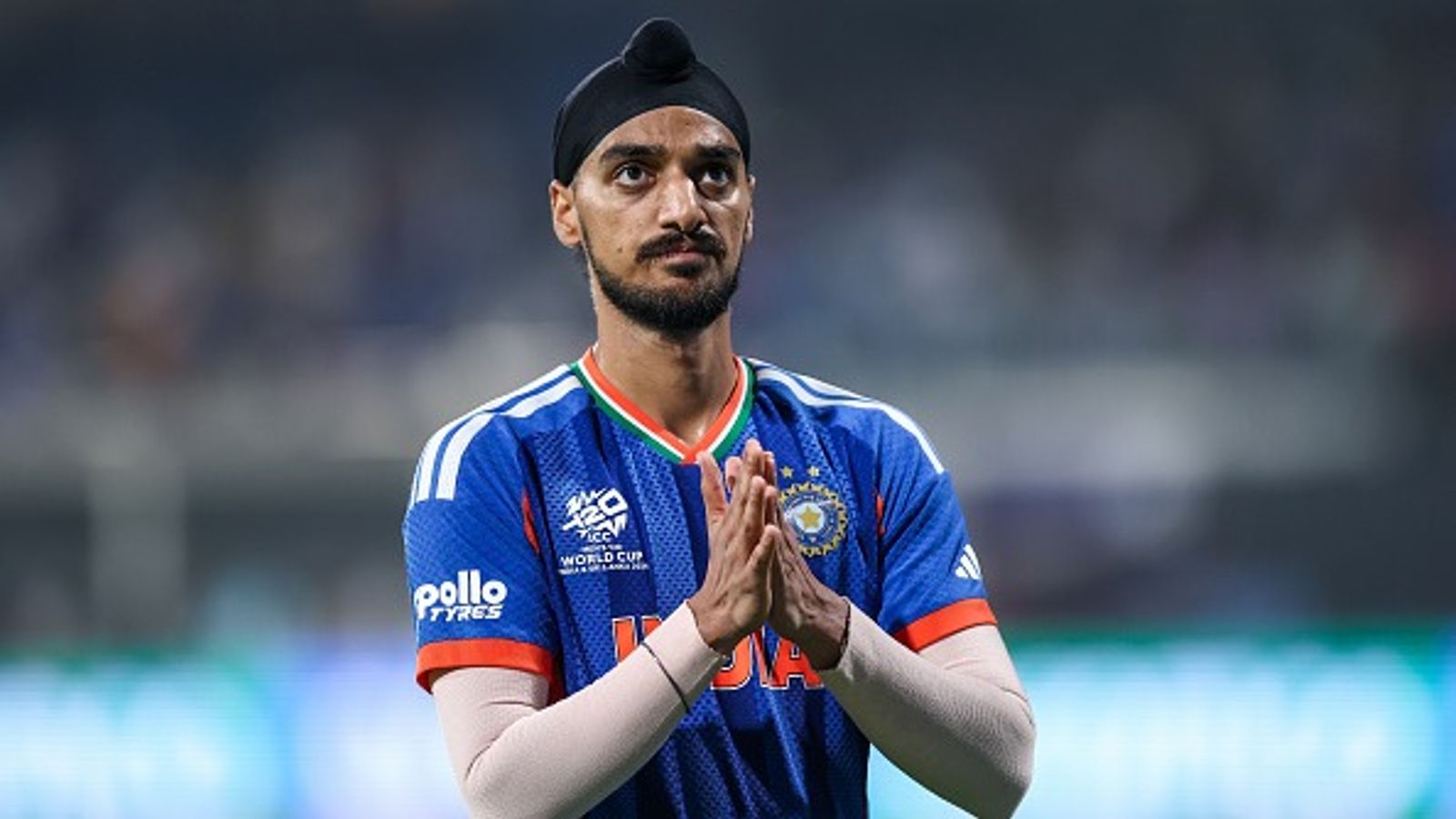 अर्शदीप सिंह के पिता ने वेस्ट इंडीज के बल्लेबाजों को कोसा, गाली दी, जिम्बाब्वे के खिलाफ भारत की जीत के बाद गेंदबाज का खुलासा अर्शदीप सिंह ने होटल में परिवार के साथ साउथ अफ्रीका और वेस्ट इंडीज का मुकाबला देखा था. (PC: Getty)