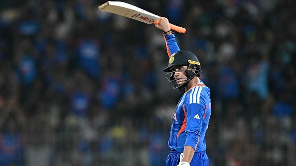 अर्धशतक का जश्न मनाते अभ‍िषेक शर्मा (PC: Getty)