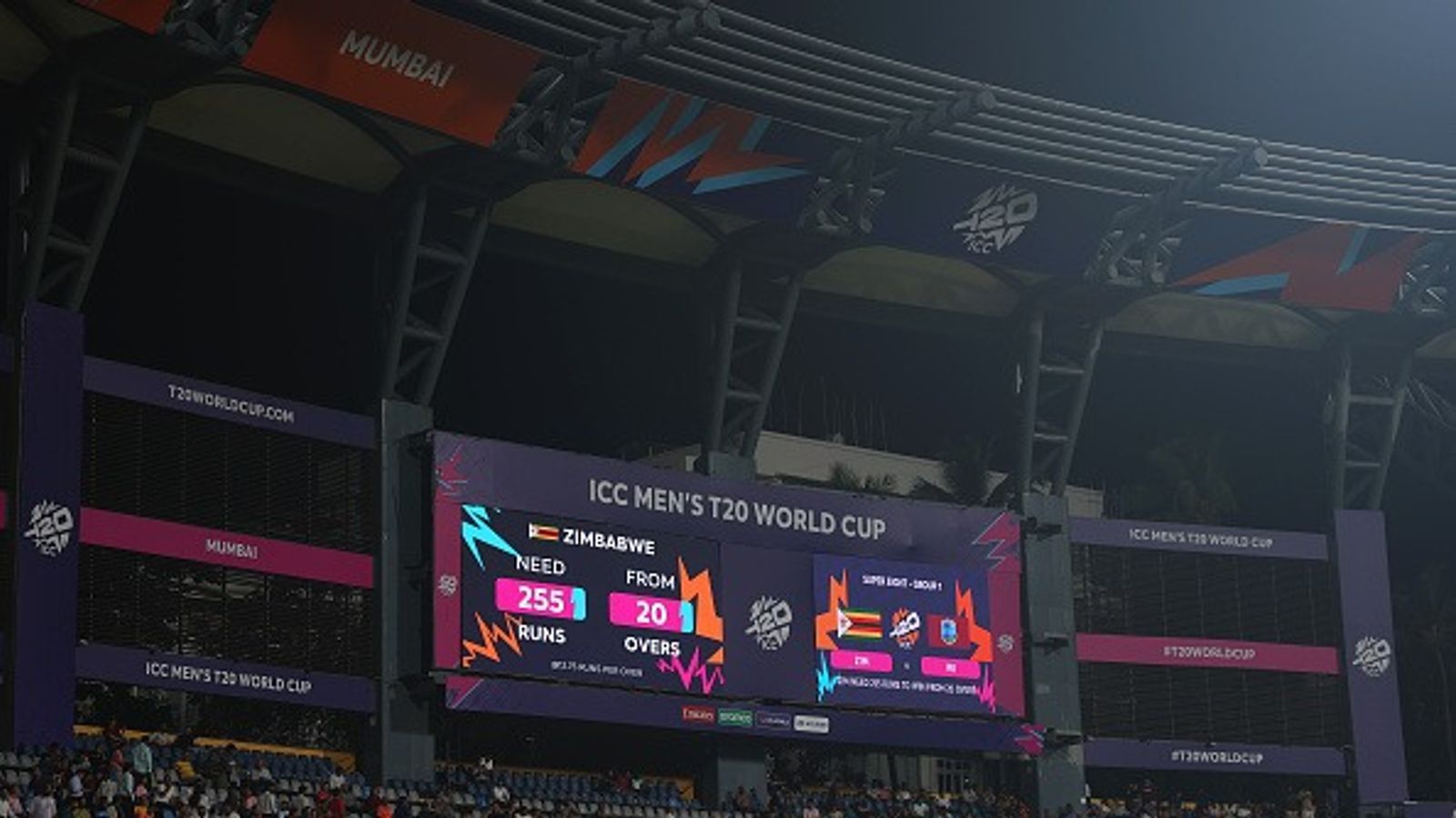T20 World Cup के सेमीफाइनल से पहले वानखेड़े स्टेडियम में बड़ा बदलाव, स्टैंड से लेकर गेट तक का नामकरण, दिग्गजों को दिया जाएगा सम्मान वानखेड़े स्टेडियम के लेवल एक स्टैंड का रवि शास्त्री के नाम रखने का फैसला. (PC: Getty)
