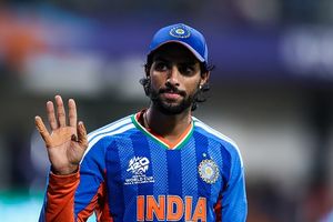 तिलक वर्मा को जिम्बाब्वे के सामने नंबर पांच पर क्यों भेजा गया? अब खुला बड़ा राज SportsTak Hindi