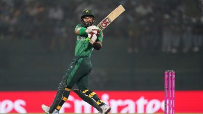 पाकिस्तानी बल्लेबाज ने तोड़ा विराट कोहली का 12 साल पुराना रिकॉर्ड, अब दुनिया में उनके जैसा कोई नहीं SportsTak Hindi