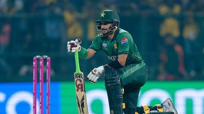 साहिबजादा के शतक पर श्रीलंका ने फेरा पानी, पाकिस्तान जीत कर भी टी20 वर्ल्ड कप से बाहर Sahibzada Farhan of Pakistan