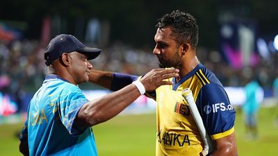 पाकिस्तान से हार के बाद श्रीलंका के सनथ जयसूर्या का माथा ठनका, कहा - 'किसी और को ढूंढ लो' Sanath Jayasuriya, Coach of Sri Lanka