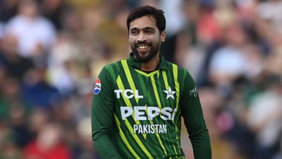 सैमसन की पारी के बाद मोहम्मद आमिर को मिली चेतावनी- तुम्हारे सारे दावे गलत, भारत को हल्के में मत लो SportsTak Hindi