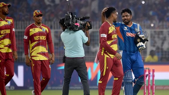 Sanju Samson of India and Shimron Hetmyer of West Indies 