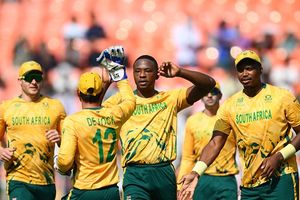 यूएस-इजरायल और ईरान युद्ध के बीच भी नहीं रुका साउथ अफ्रीकी खिलाड़ियों का परिवार, जानें किस रूट से और कैसे आया भारत? SportsTak Hindi