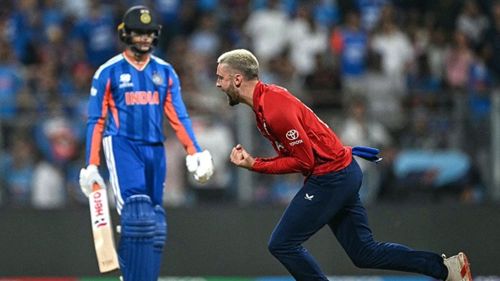 अभिषेक शर्मा का काल बने स्पिनर्स, सिर्फ 27 गेंद में जानें कितनी बार हुए आउट? आंकड़े उड़ा देंगे होश! अभिषेक शर्मा को आउट करने के बाद विल जैक्स