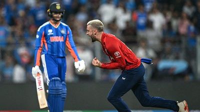 अभिषेक शर्मा का काल बने स्पिनर्स, सिर्फ 27 गेंद में जानें कितनी बार हुए आउट? आंकड़े उड़ा देंगे होश! Will Jacks after dismissing Abhishek Sharma