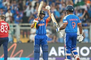 संजू सैमसन- इशान किशन ने मिलकर तोड़ दिया 19 साल पुराना रिकॉर्ड, अंग्रेजों के खिलाफ घातक बैटिंग SportsTak Hindi