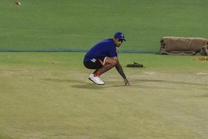 टीम इंडिया को फाइनल के लिए आखिर क्यों दी जाएगी मिक्स्ड मिट्टी वाली पिच? 2023 वर्ल्ड कप की हार से जुड़ा है कनेक्शन SportsTak Hindi