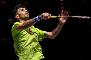 All England Open: लक्ष्य सेन दूसरी बार फाइनल में पहुंचे, 1.37 घंटे में जीता मैच, 25 साल का सूखा खत्म करने के करीब SportsTak Hindi