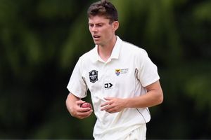 पांच गेंदों में पांच विकेट,T20 वर्ल्ड कप फाइनल से कुछ घंटे पहले न्यूजीलैंड के गेंदबाज ने रचा इतिहास SportsTak Hindi