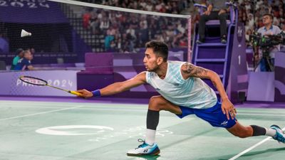 All England Open: लक्ष्य सेन फिर फाइनल में हारे, चीनी ताइपे के खिलाड़ी ने दी मात SportsTak Hindi