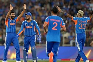 टीम इंडिया के वर्ल्ड चैंपियन बनने पर विराट कोहली ने किया दिल जीतने वाला पोस्ट, जानें क्या कहा ? SportsTak Hindi