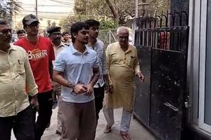 वर्ल्ड चैंपियन बनने के बाद सबसे पहले बहन के घर पहुंचे इशान किशन, एक्सीडेंट में बहन और जीजा की हो गई थी मौत SportsTak Hindi