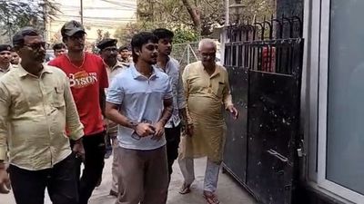 वर्ल्ड चैंपियन बनने के बाद सबसे पहले बहन के घर पहुंचे इशान किशन, एक्सीडेंट में बहन और जीजा की हो गई थी मौत SportsTak Hindi