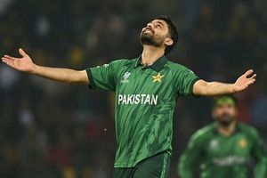 सनराइजर्स हैदराबाद की मालकिन काव्या मारन ने पाकिस्तानी क्रिकेटर को इस लीग में खरीदा, लुटाए इतने करोड़ रुपये SportsTak Hindi