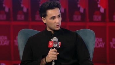 अभिषेक शर्मा को लगातार 2 बार शून्य पर आउट होते ही सूर्या और गंभीर ने क्या सबक सिखाया? अब बड़े राज से उठा पर्दा Abhishek Sharma during the India Today Conclave