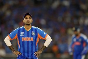 2-3 टीम साथ में उतार सकते हैं, सूर्यकुमार यादव ने टी20 की टीम इंडिया को लेकर तगड़ी बात कह दी SportsTak Hindi