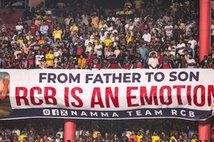 RCB के मैच चिन्नास्वामी स्टेडियम में कराने को मिली हरी झंडी, कर्नाटक सरकार ने दूर की सारी बाधाएं SportsTak Hindi