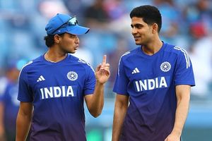 'ग्रुप में सिर्फ शुभमन गिल के पास ही iPhone था', अभिषेक शर्मा का अपने बचपन के दोस्त को लेकर दिलचस्प खुलासा SportsTak Hindi