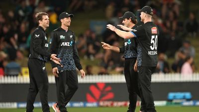 NZ vs SA: न्यूजीलैंड ने साउथ अफ्रीका को 68 रन से हराकर हिसाब किया बराबर, कॉनवे और पेसर्स बने हीरो SportsTak Hindi