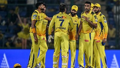 IPL 2026 से पहले चेन्नई सुपर किंग्स का रीयूनियन, 16 सीजन में फ्रेंचाइज के लिए खेलने वाले सितारे इन दिन होंगे जमा SportsTak Hindi
