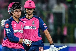 वैभव सूर्यवंशी से लेकर विहान मल्होत्रा तक, IPL 2026 में धूम मचाने के लिए तैयार 5 सबसे युवा खिलाड़ी SportsTak Hindi