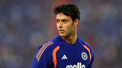 शिवम दुबे का बड़ा खुलासा, टी20 वर्ल्ड कप 2026 जीत के बाद उन्होंने क्यों किया ट्रेन से सफर, जानें पूरा कहानी SportsTak Hindi