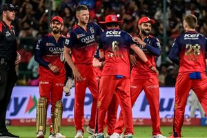 IPL 2026 से पहले कितने खिलाड़ी इंजर्ड, कौन-कौन सी टीमों को तगड़ा झटका, जानें सब कुछ SportsTak Hindi