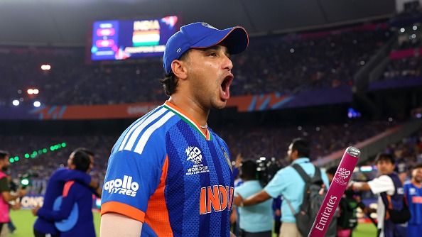 जीत के बाद जश्न मनाते अभिषेक शर्मा (photo: getty)