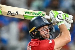 क्या जोस बटलर का इंटरनेशनल करियर खत्म हो चुका है, पूर्व कप्तान ने T20 WC में खराब प्रदर्शन पर दिया बड़ा बयान SportsTak Hindi