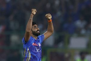 बुमराह नहीं तो किसके नाम दर्ज हैं IPL में सबसे अधिक विकेट, देखें ये पूरी लिस्ट SportsTak Hindi