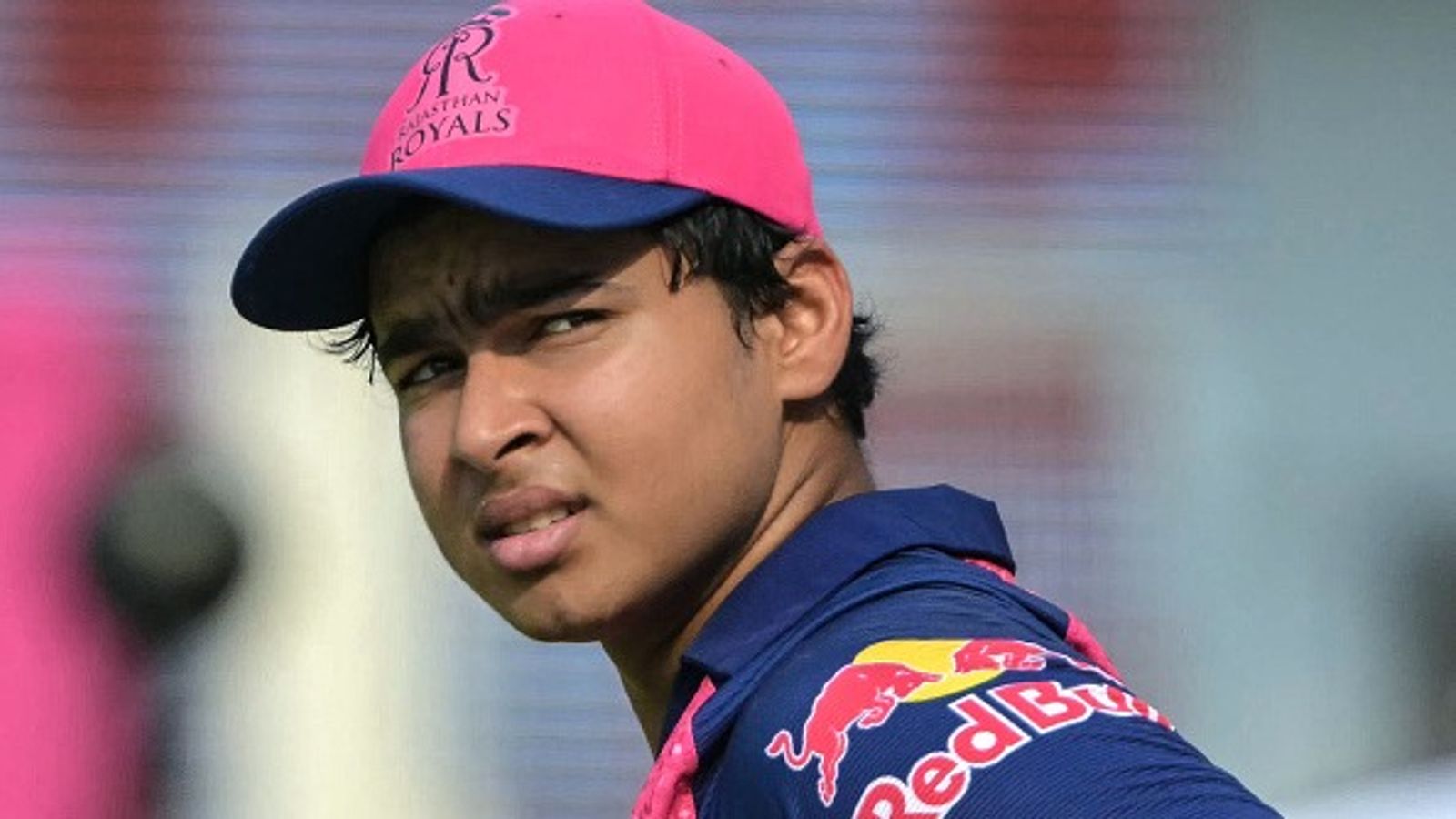 IPL 2026: राजस्थान रॉयल्स वैभव सूर्यवंशी को किससे बचाने की कर रही है कोशिश? सामने आई कप्तान की प्लानिंग वैभव सूर्यवंशी को मीडिया से दूर रखने की कोशिश. (PC: Getty)