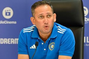 अजीत अगरकर ने क्या BCCI से अपना कार्यकाल बढ़ाने की गुजारिश की? बोर्ड के अधिकारी ने तोड़ी चुप्पी, बताई पूरी सच्चाई SportsTak Hindi