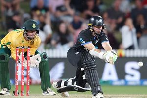 गेंदबाजों के कहर और लाथम की दहाड़ से जीती न्यूजीलैंड, साउथ अफ्रीका को तीसरे T20 में 8 विकेट से धोया SportsTak Hindi