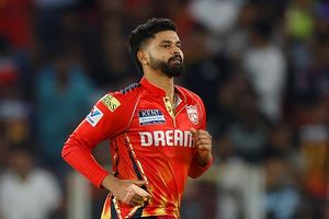 पिछले सीजन फाइनल की हार को भूल आगे बढ़ने को तैयार पंजाब किंग्स के कप्तान श्रेयस अय्यर, कहा - 'नजरें सिर्फ ट्रॉफी पर' SportsTak Hindi